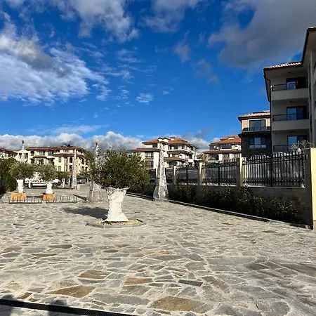 Sea View Apartament *